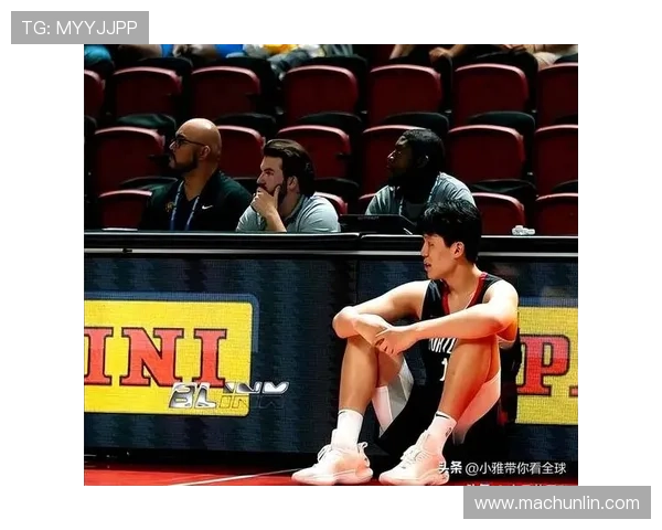 开拓者官方8连发吹杨瀚森 NBA官推称中国杨一战征服全美网友