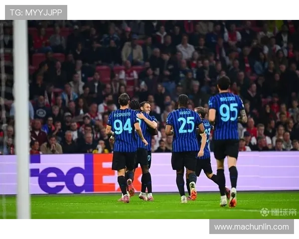 阿贾克斯欧冠惨遭三连败丢十一球仅靠点球进一球排名三十六队末位