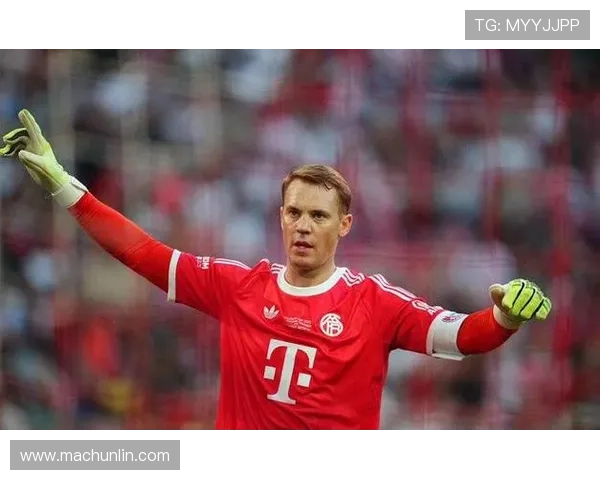 孔帕尼：是否出征科隆取决于诺伊尔个人决定 没有人是铁定首发球员