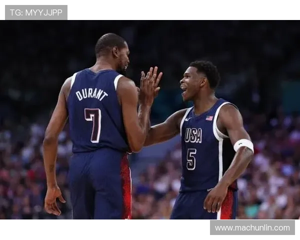 爱德华兹高效砍下31分仍难救主球队遗憾告负表现闪耀无奈空砍